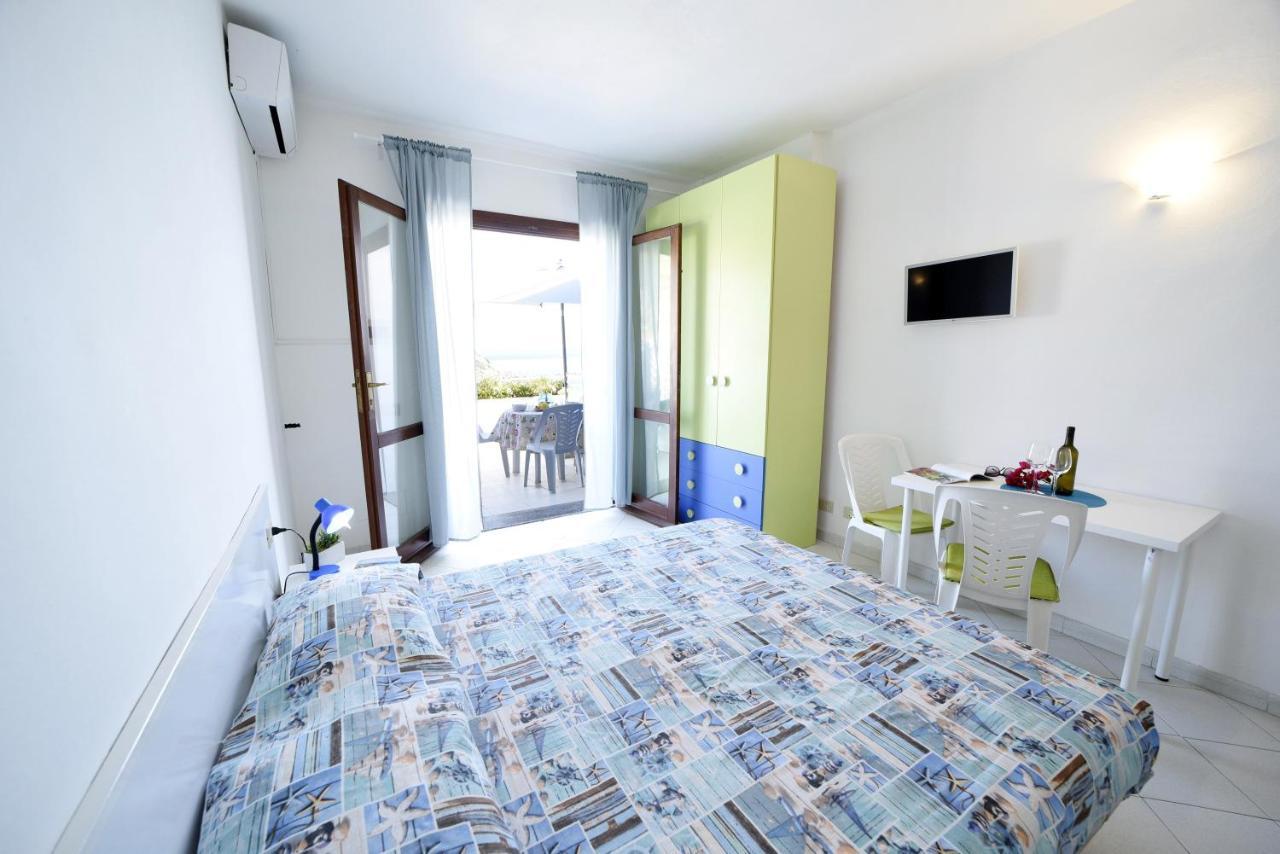 Le Sirene Aparthotel Seccheto Luaran gambar