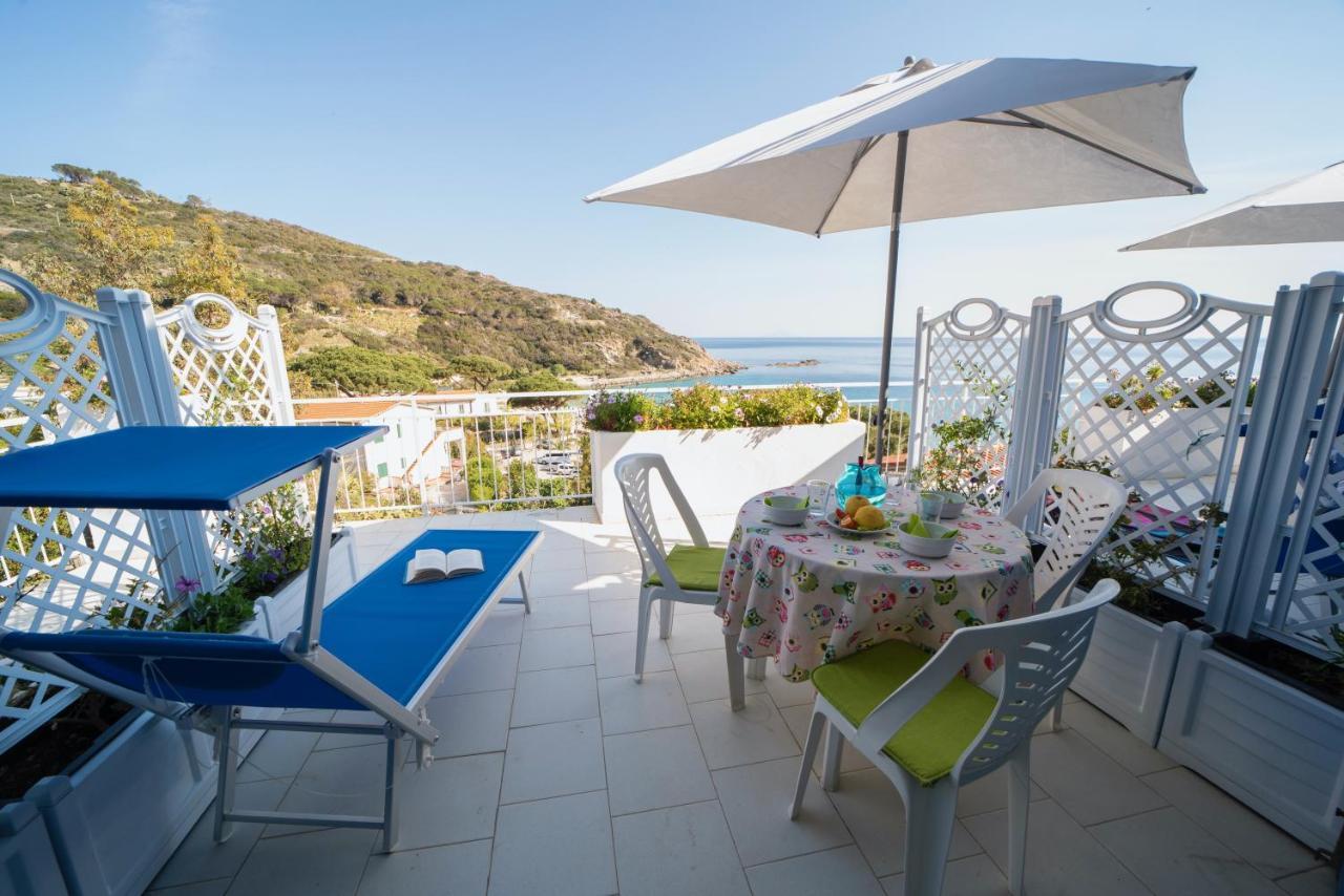Le Sirene Aparthotel Seccheto Luaran gambar