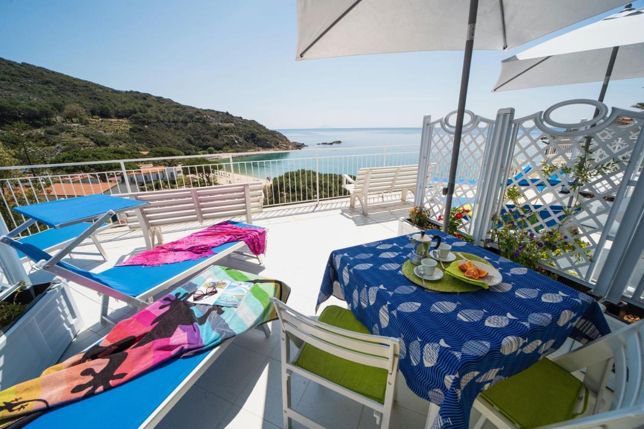 Le Sirene Aparthotel Seccheto Luaran gambar